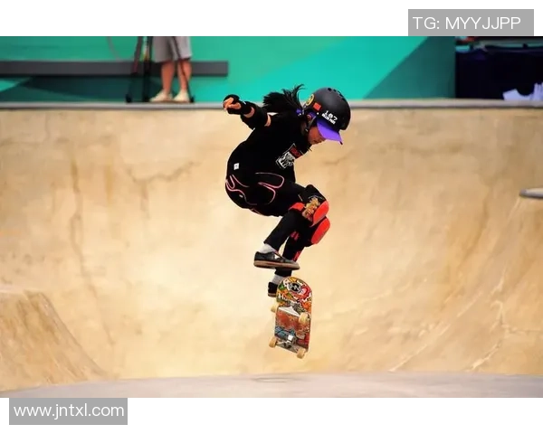 杭州攀岩队在滑板精英赛中的奋勇拼搏与突破之路揭秘MBA