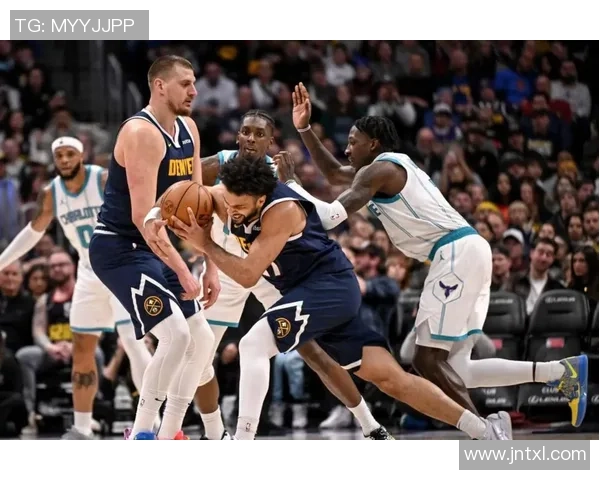 穆雷领衔掘金对决湖人展现绝佳表现争夺季后赛荣耀