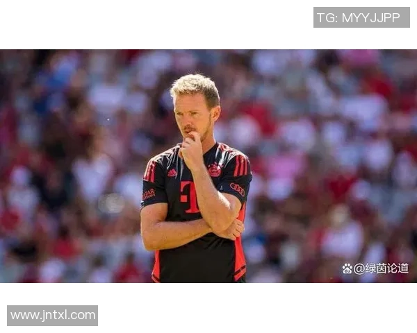 踢球者与基尔展开激烈对决期待精彩进球与战术较量